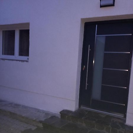 Loiching Monteurwohnung חדר תמונה