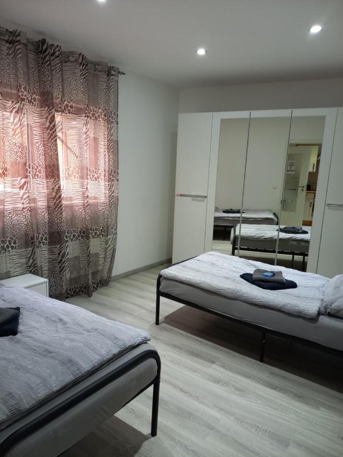 Loiching Monteurwohnung מראה חיצוני תמונה
