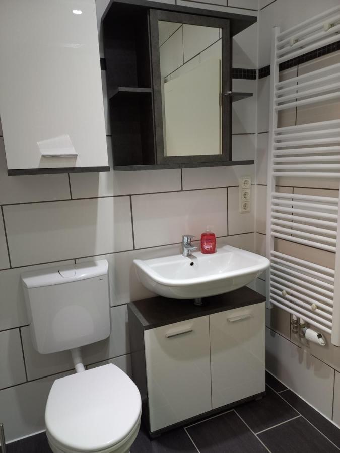 Loiching Monteurwohnung מראה חיצוני תמונה